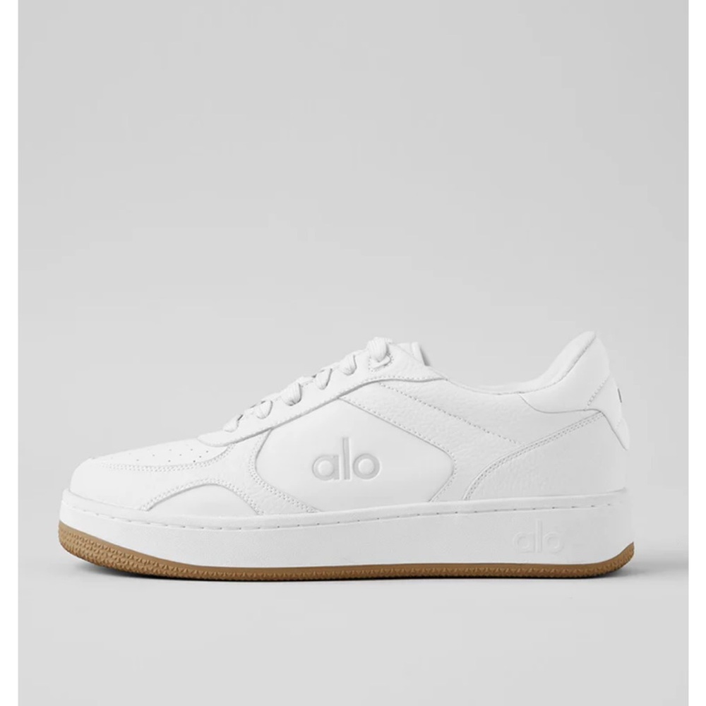 Alo Recovery sneakers